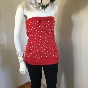 Pinup, rockabilly, retro style, polka dot halter